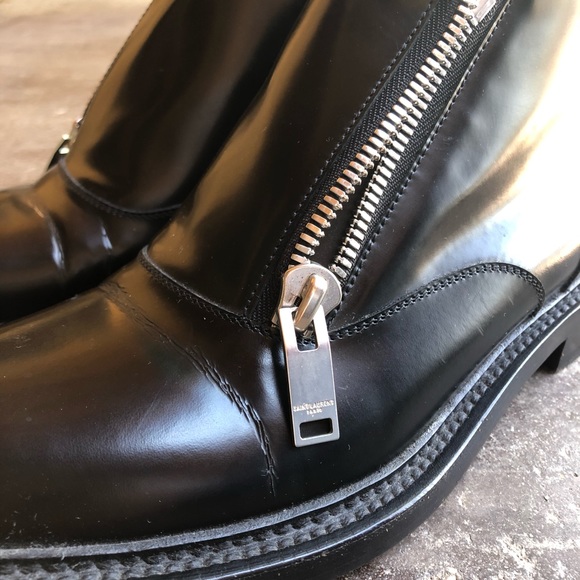 Saint Laurent Black Leather Ankle Boot - Picture 2 of 15